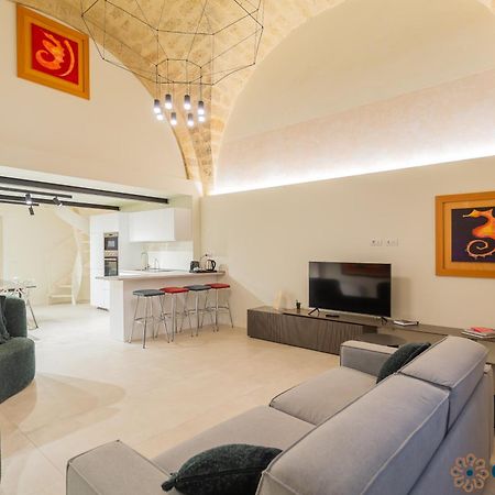 Zema Home By Apulia Accommodation Бари Экстерьер фото